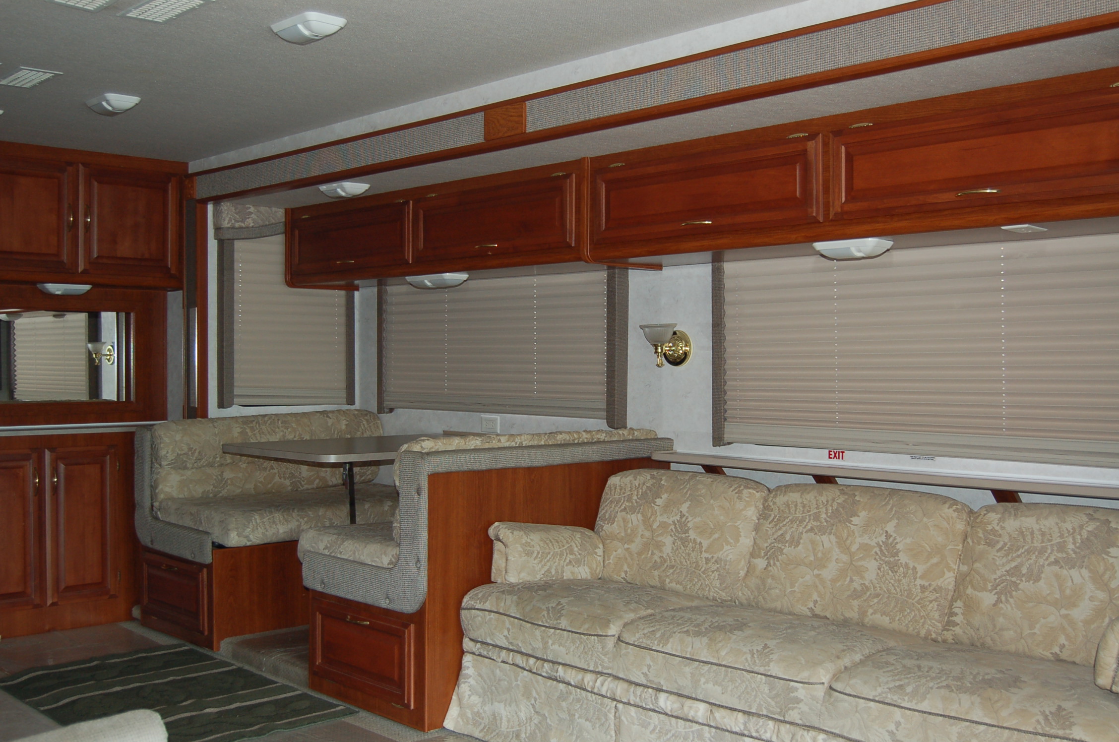 page4/44BR.JPG